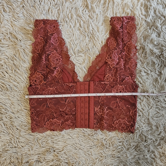 ReVamped bralette - Picture 9 of 10